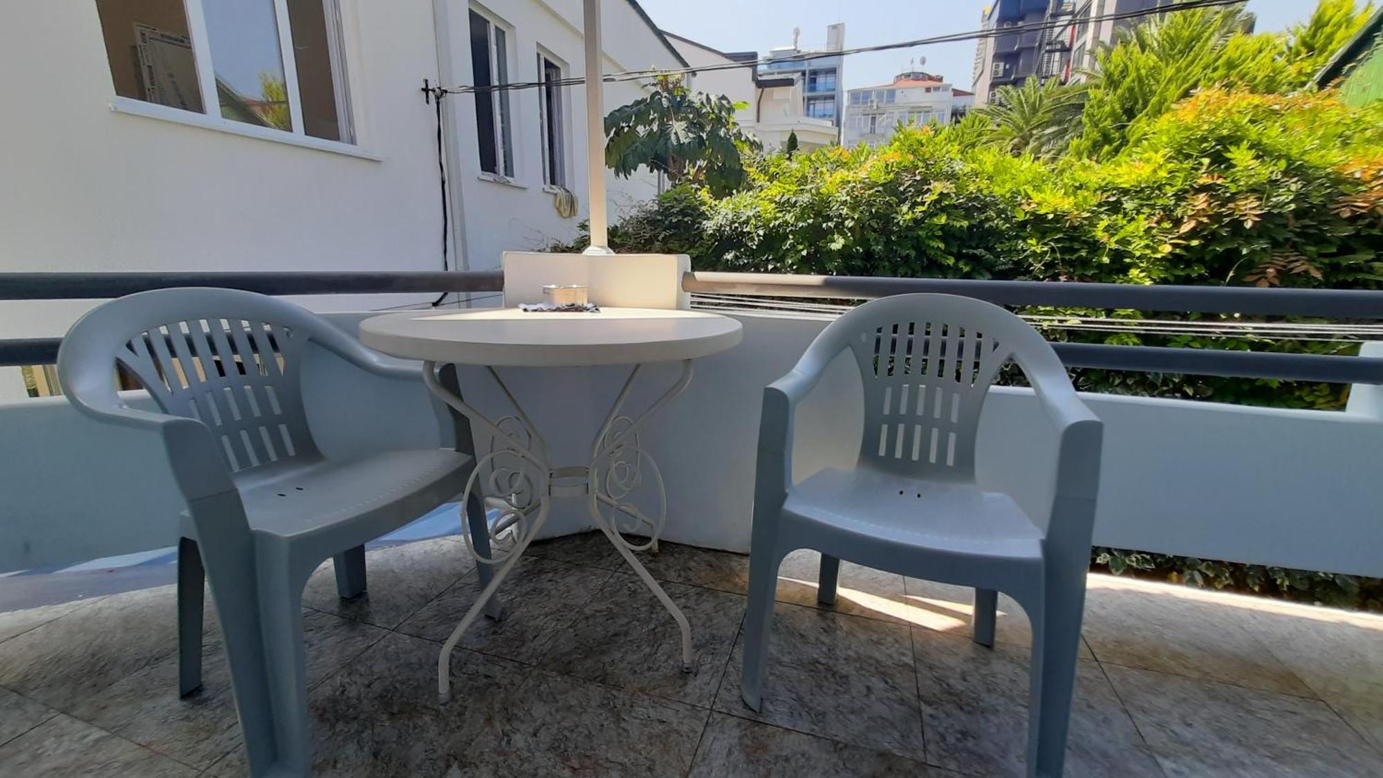Guesthouse Next To Beach Batumi Bagian luar foto