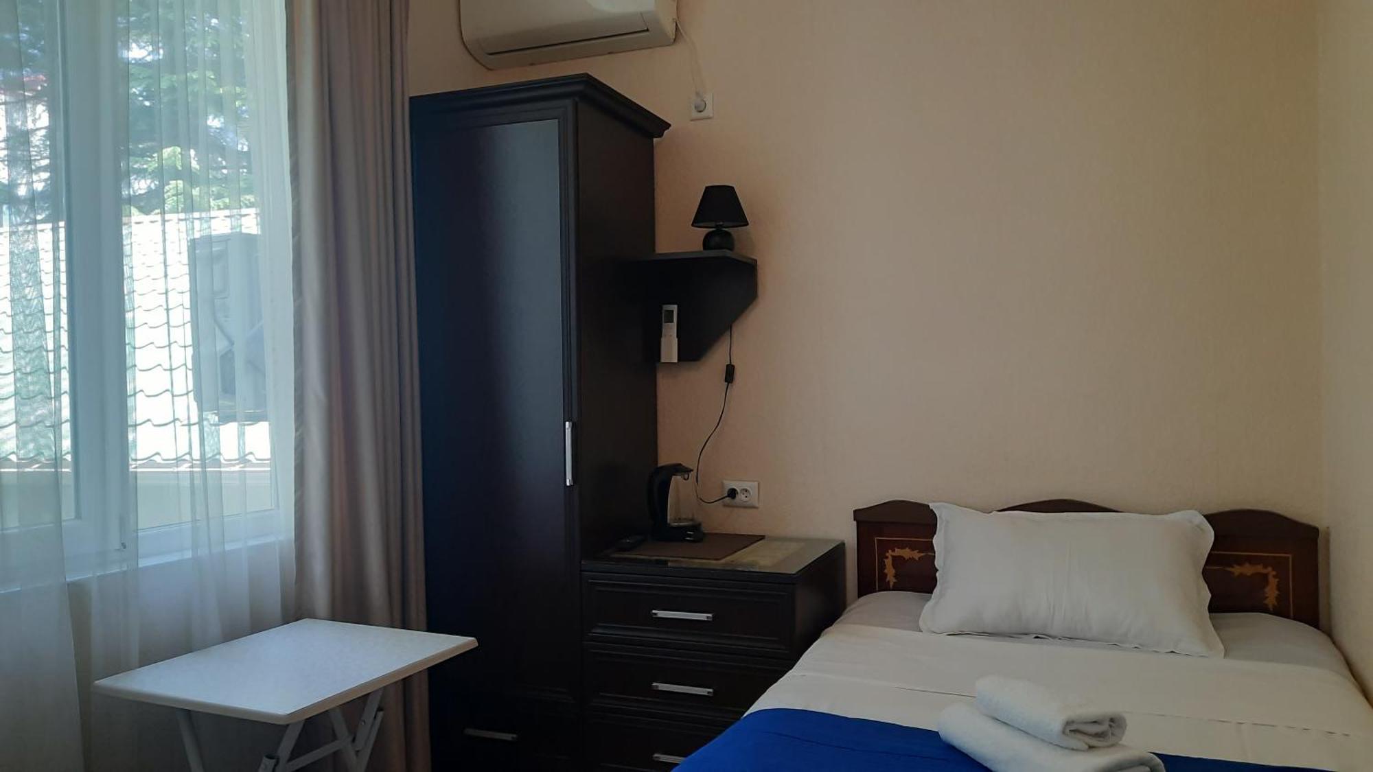 Guesthouse Next To Beach Batumi Bagian luar foto