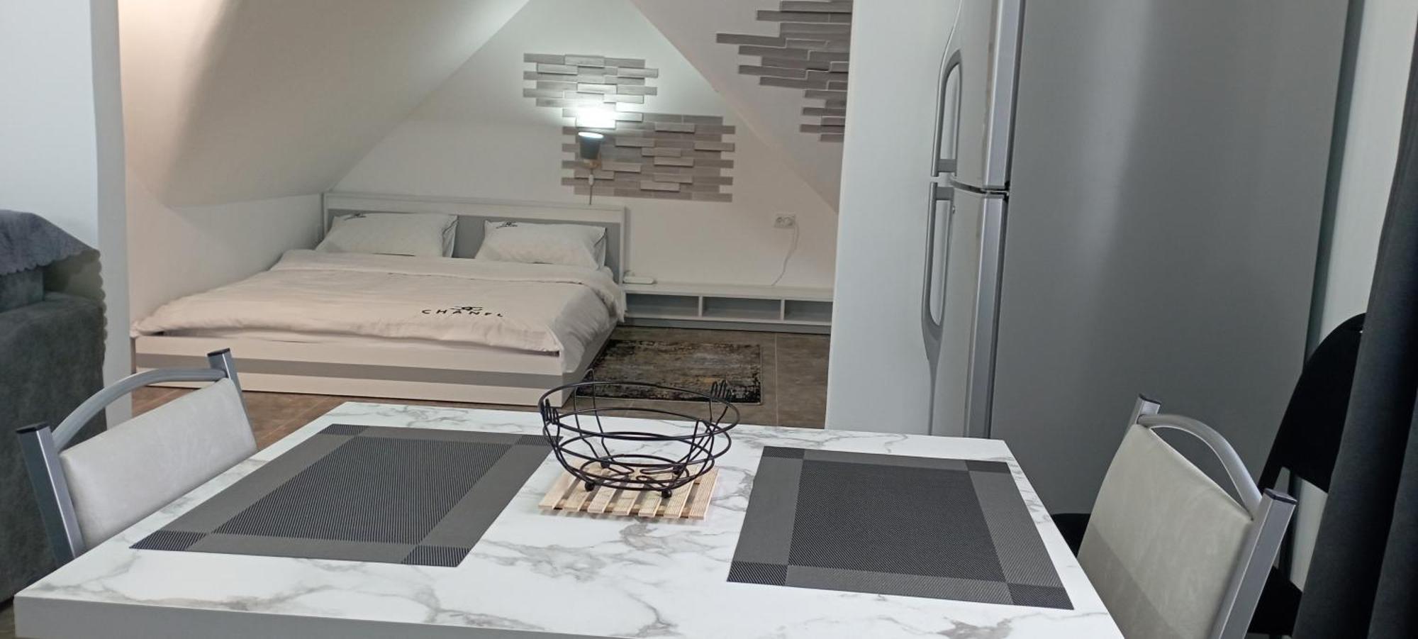 Guesthouse Next To Beach Batumi Bagian luar foto