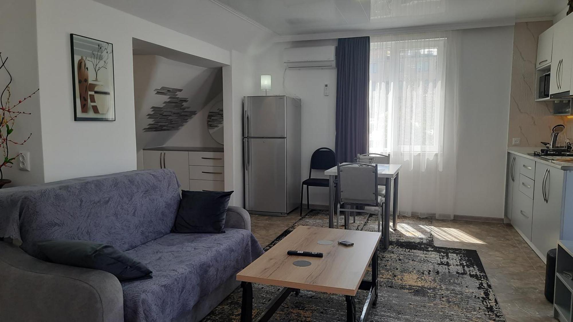 Guesthouse Next To Beach Batumi Bagian luar foto